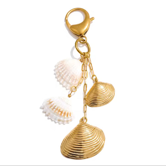 Charm Bag concha - Mariana Osorno Joyería