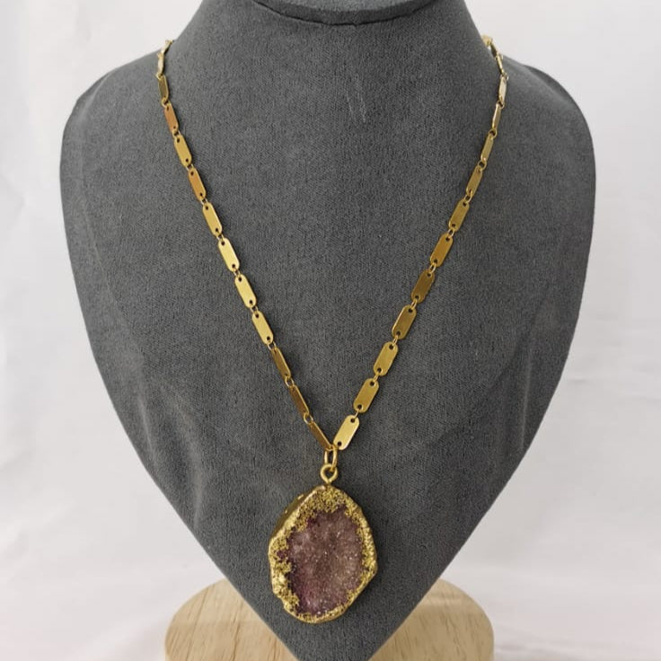 Collar de cadena de placas con dije de drusa de cuarzo - Mariana Osorno Joyería
