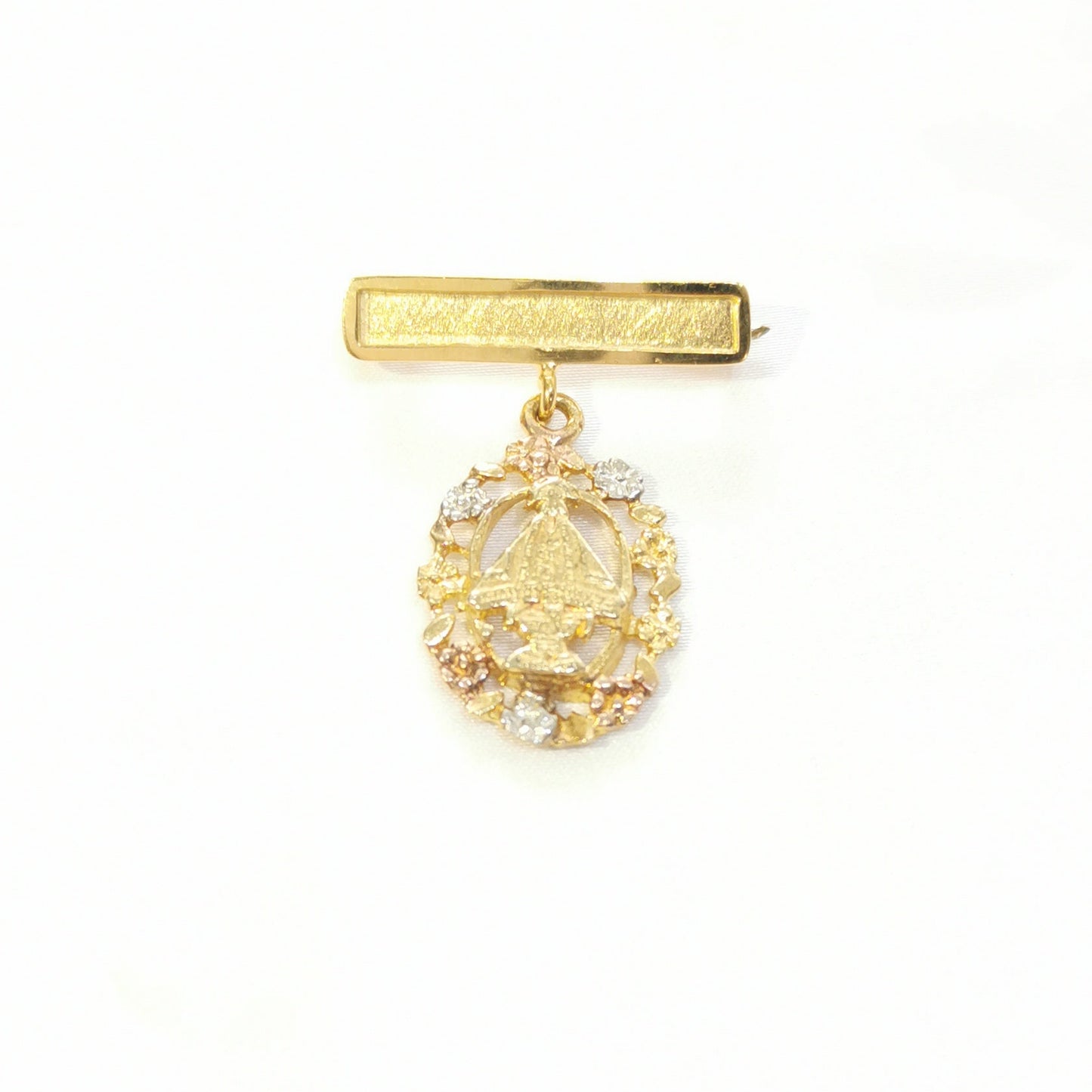 Broche de cruz con placa mate