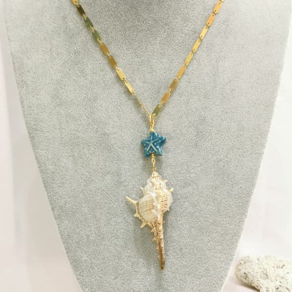 Collar con caracol y estrella de cerámica