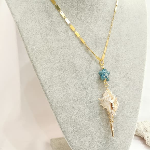 Collar con caracol y estrella de cerámica