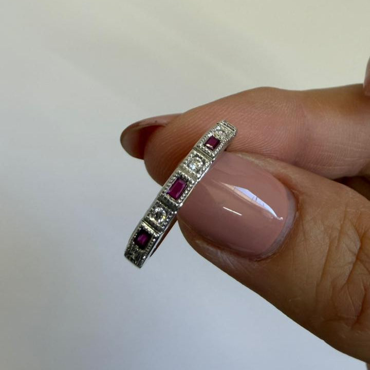 CHURUMBELA CUADRO RUBI - Mariana Osorno Joyería