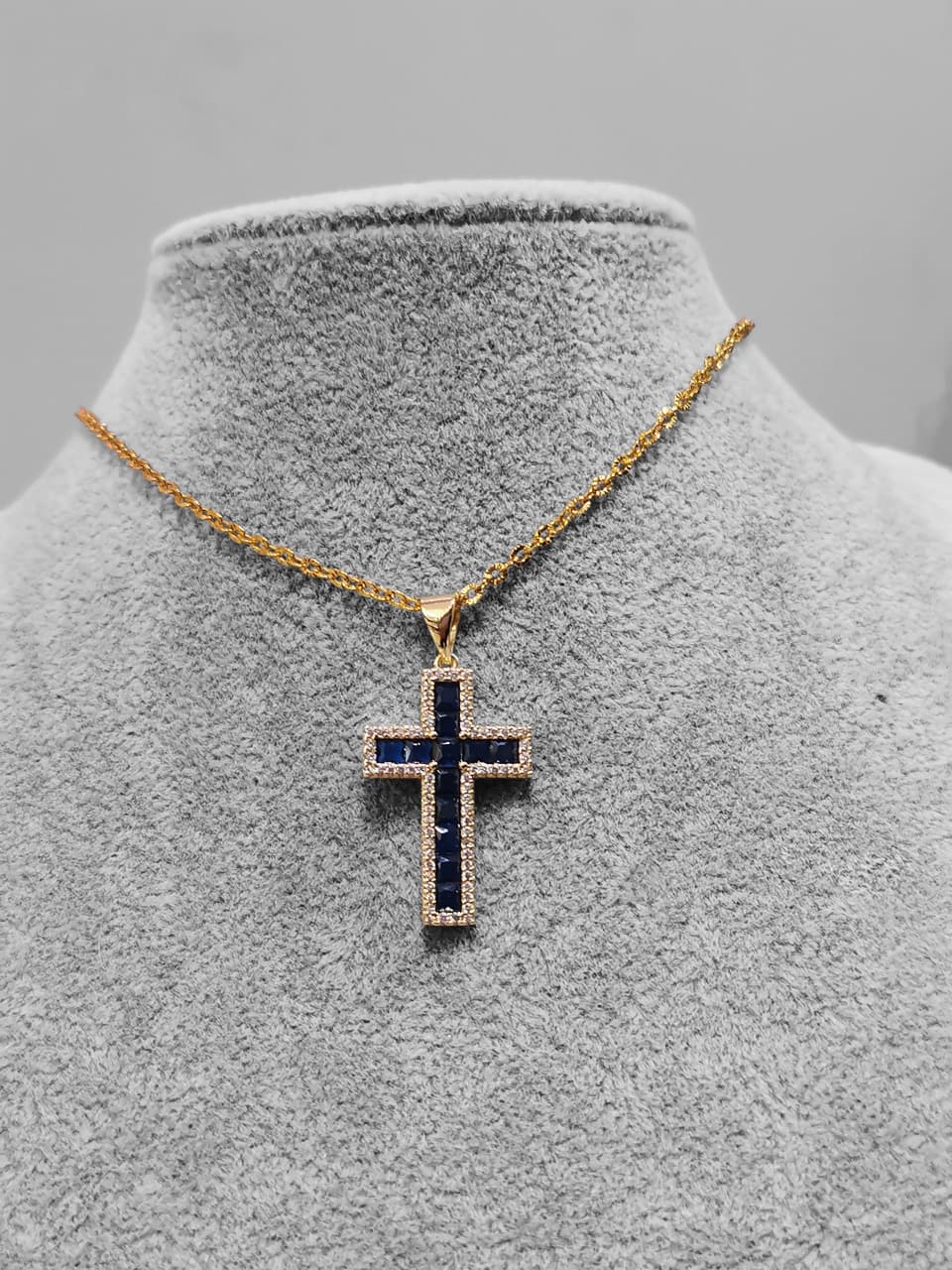COLLAR CRUZ - Mariana Osorno Joyería
