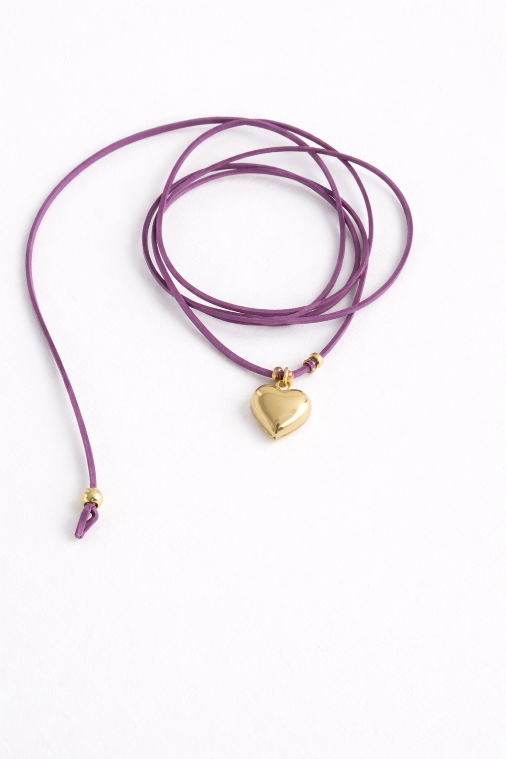 COLLAR CUERO CORAZON - Mariana Osorno Joyería