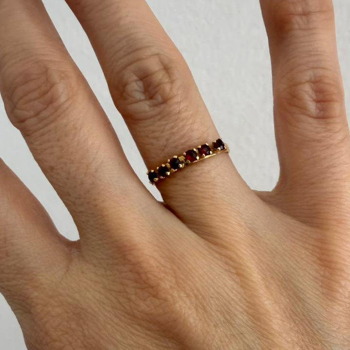 CHURUMBELA GRANATE - Mariana Osorno Joyería