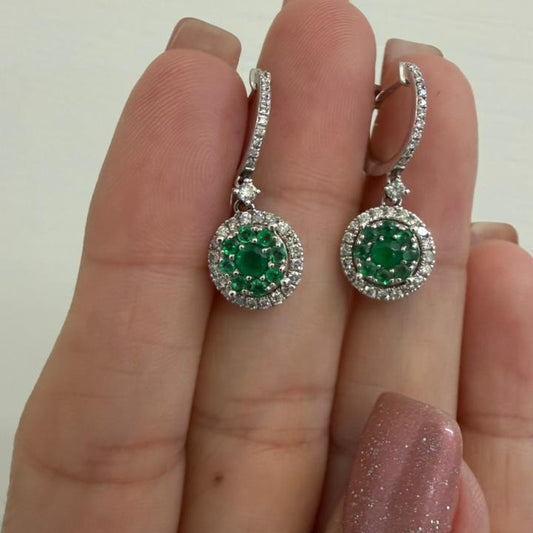 ARETES HUGGIES ESMERALDA - Mariana Osorno Joyería