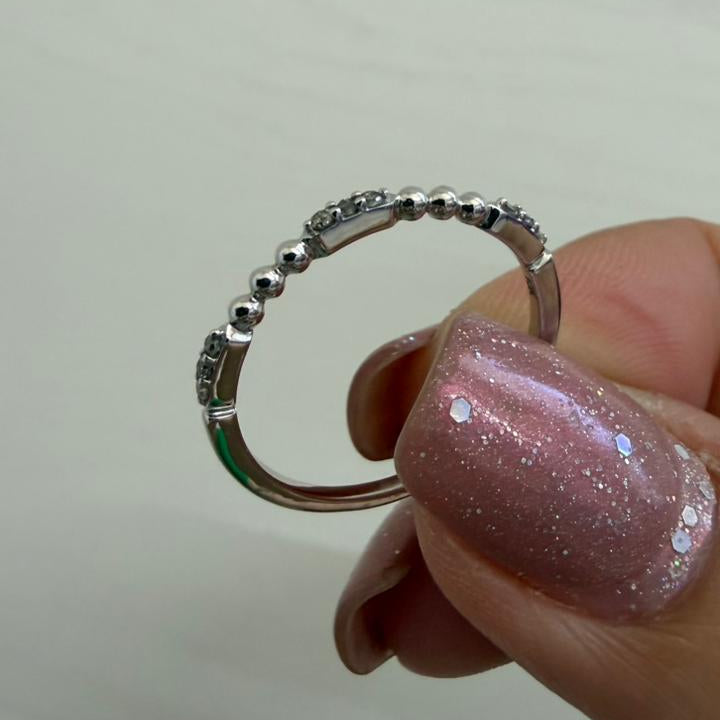 ANILLO DOTS MINI DIAMANTES - Mariana Osorno Joyería