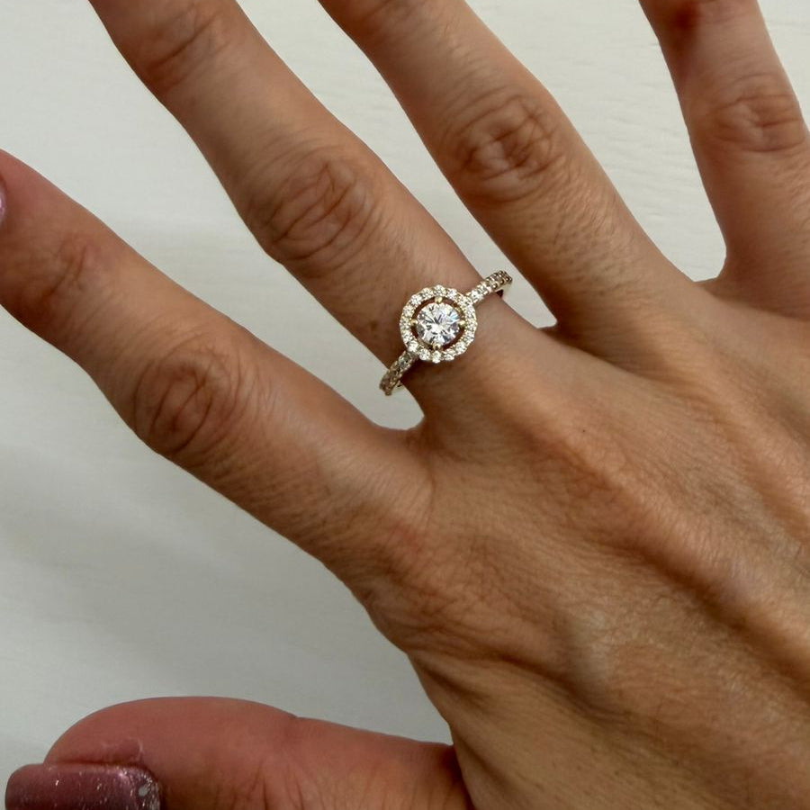 ANILLO SOLITARIO CIRCONIA - Mariana Osorno Joyería