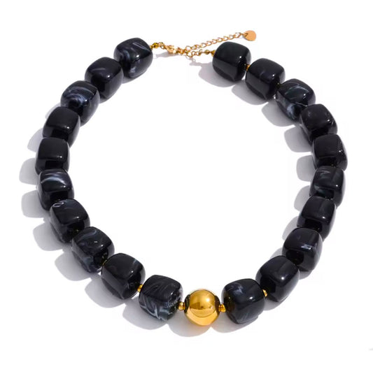 Collar Resina Black