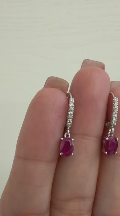 ARETES GOTA DE RUBI